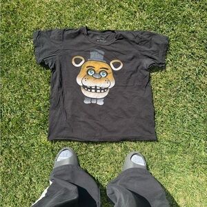 Five Nights at Freddy's Graphic Cropped Tee